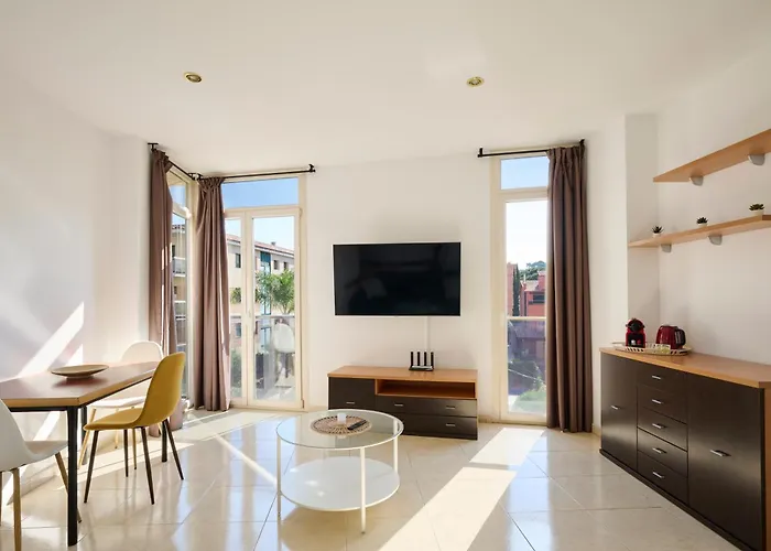 Mtb Only Couples Apartament