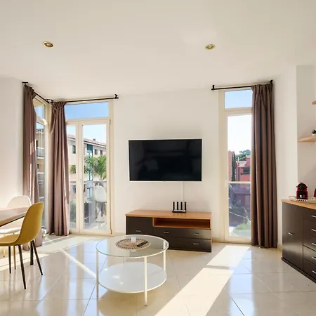 Mtb Only Couples Apartament